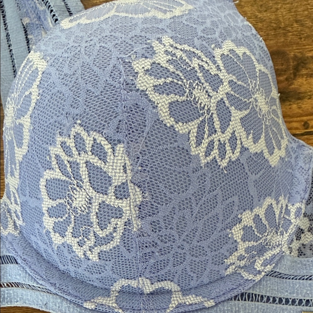 PINK Victoria's Secret Blue Floral Lace Bra - Picture 2 of 8